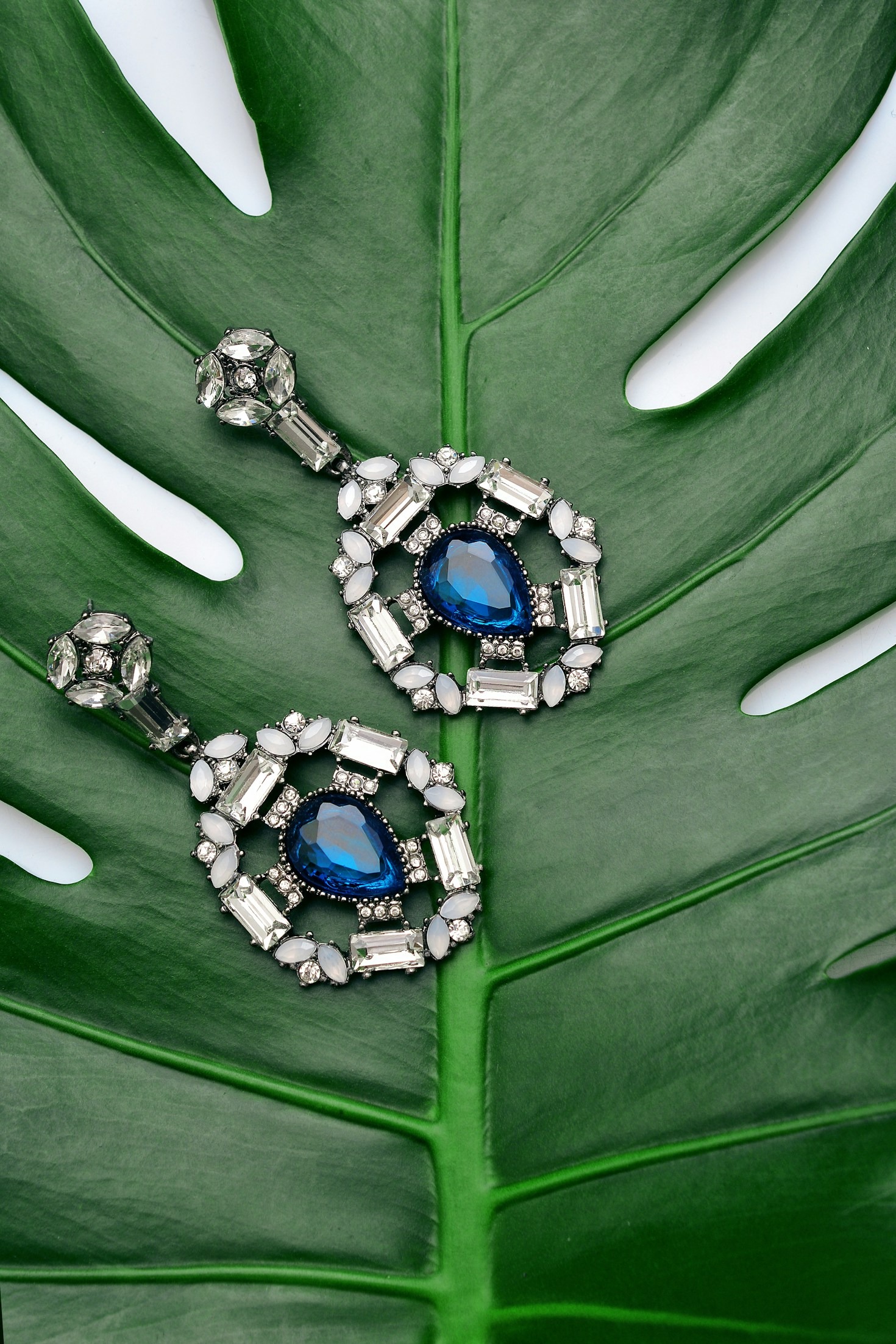 The Art of Handcrafting Luxury Jewelry